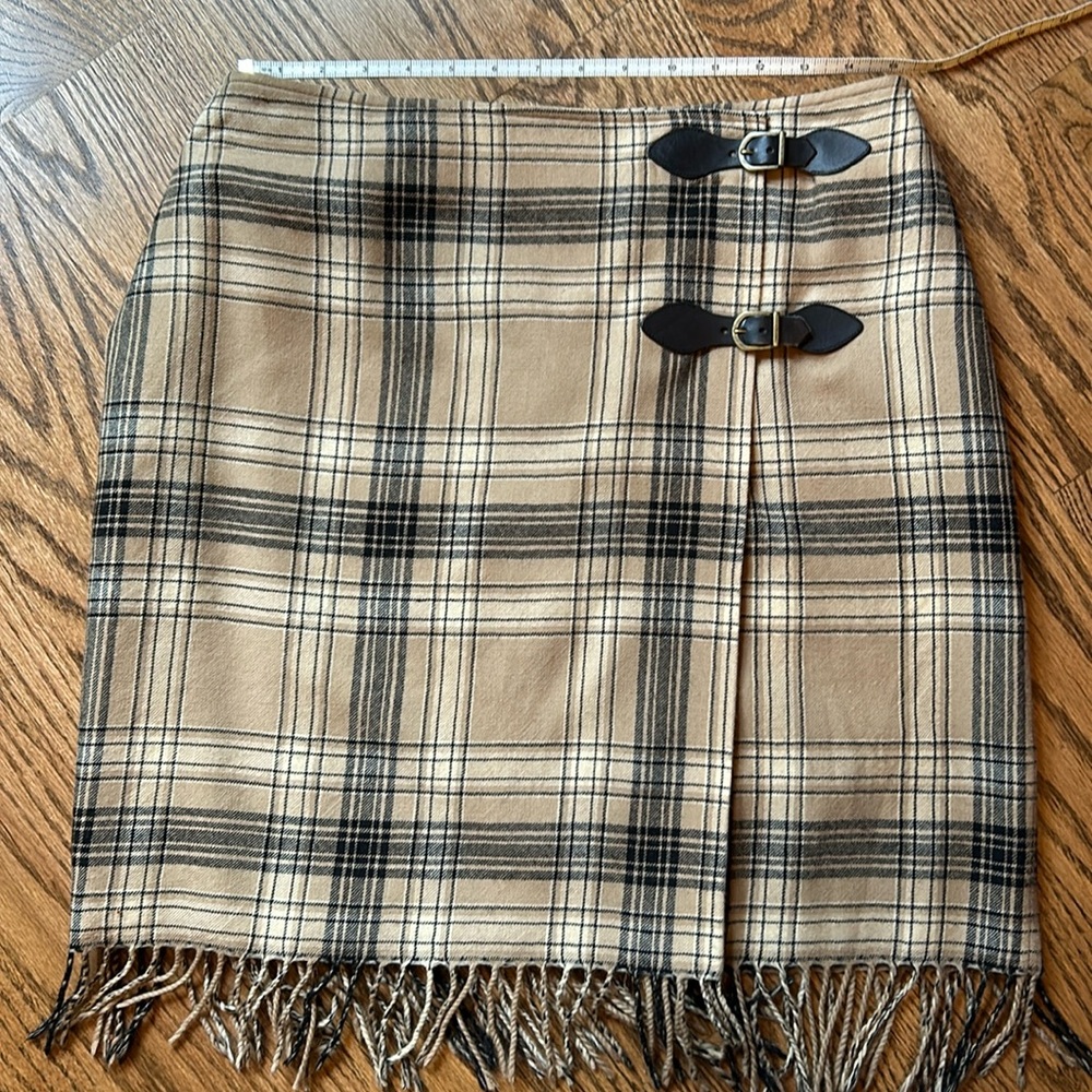 Jones New York Country 100% wool wrap skirt, size 10